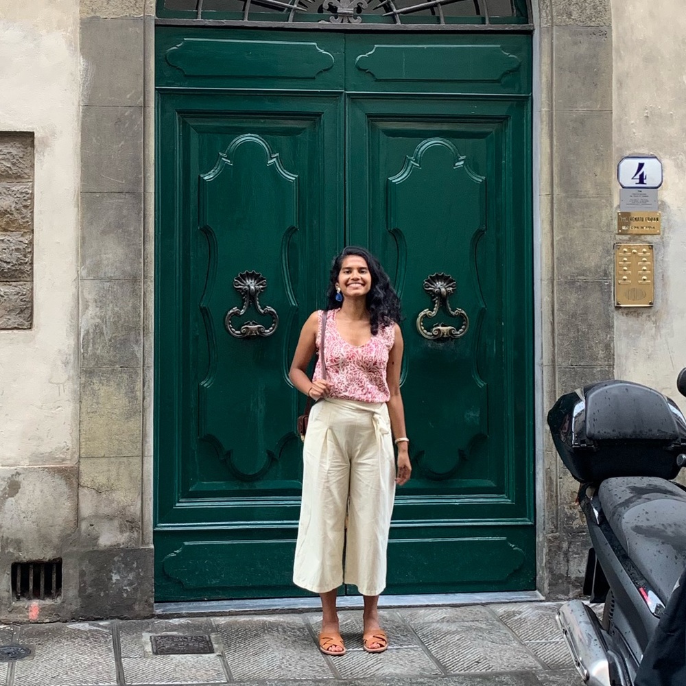Meet your Posher, Rekha